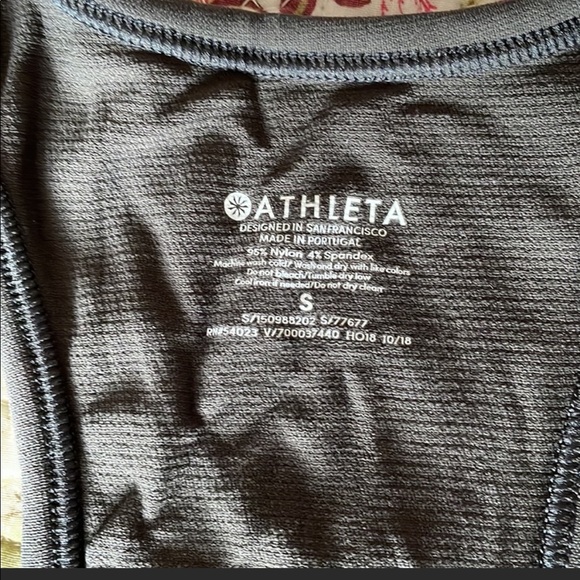 Athleta , Tank top premium condition. - Picture 3 of 4